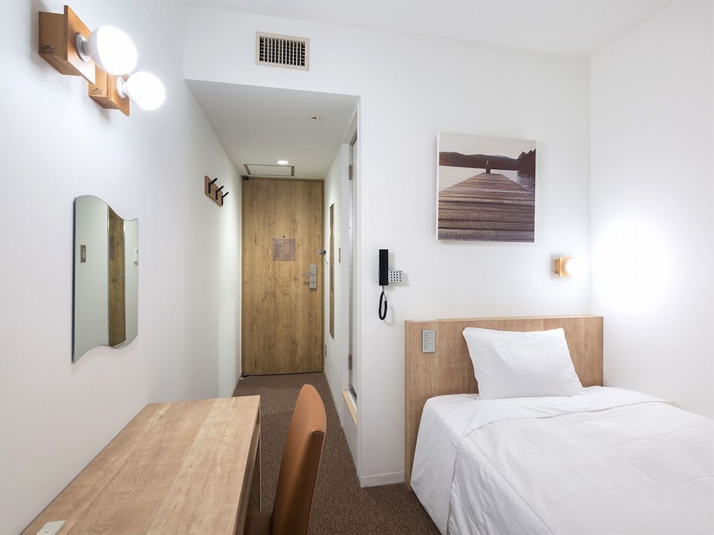 Economy, Moderate, Single Bed