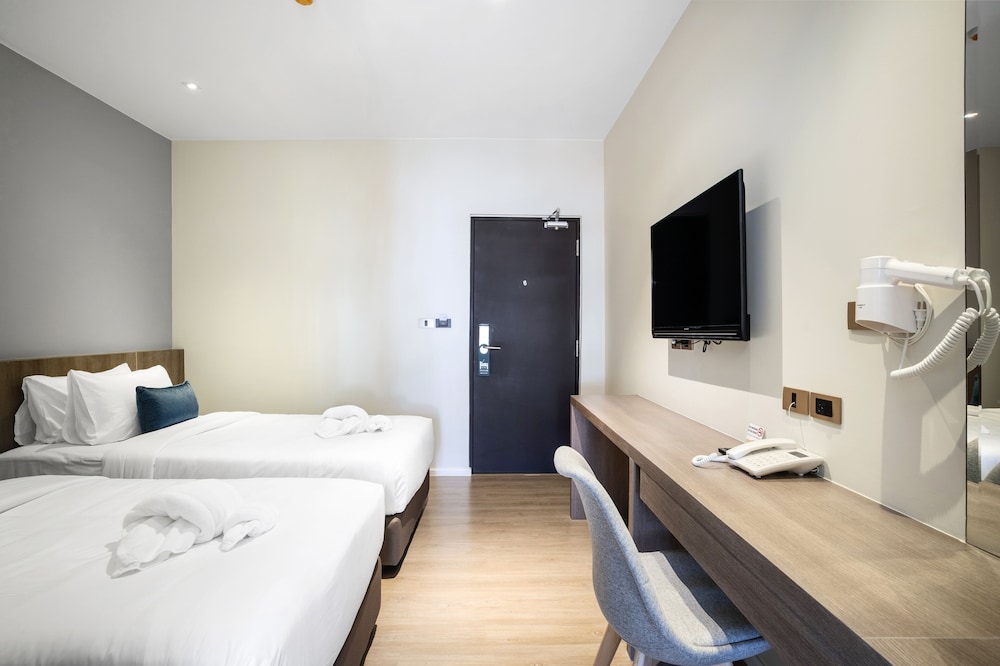 Xotel 8/47