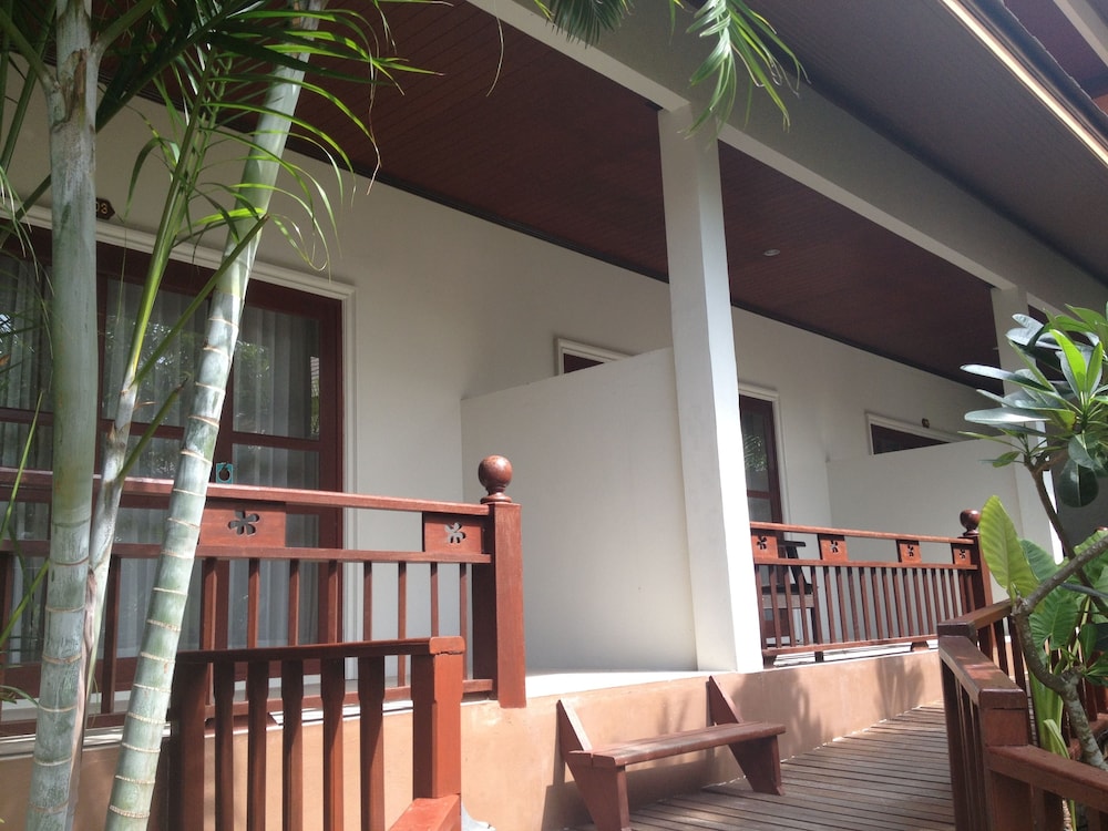 KANOK BURI RESORT 15/75