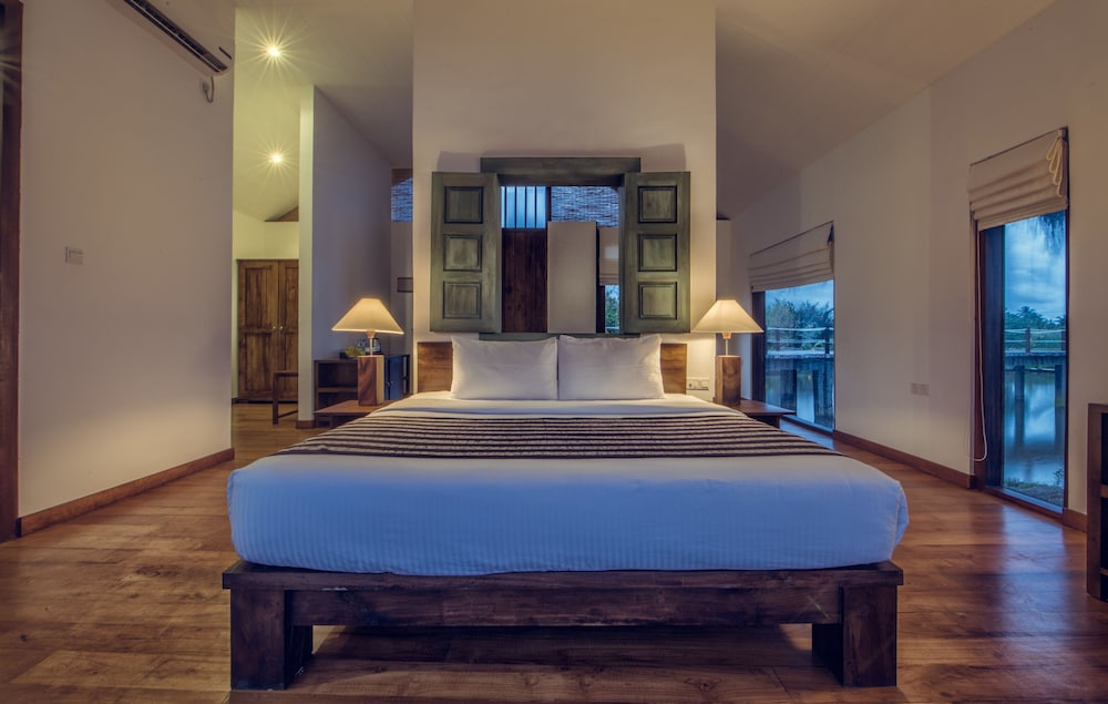 Suriya Resort 12/60