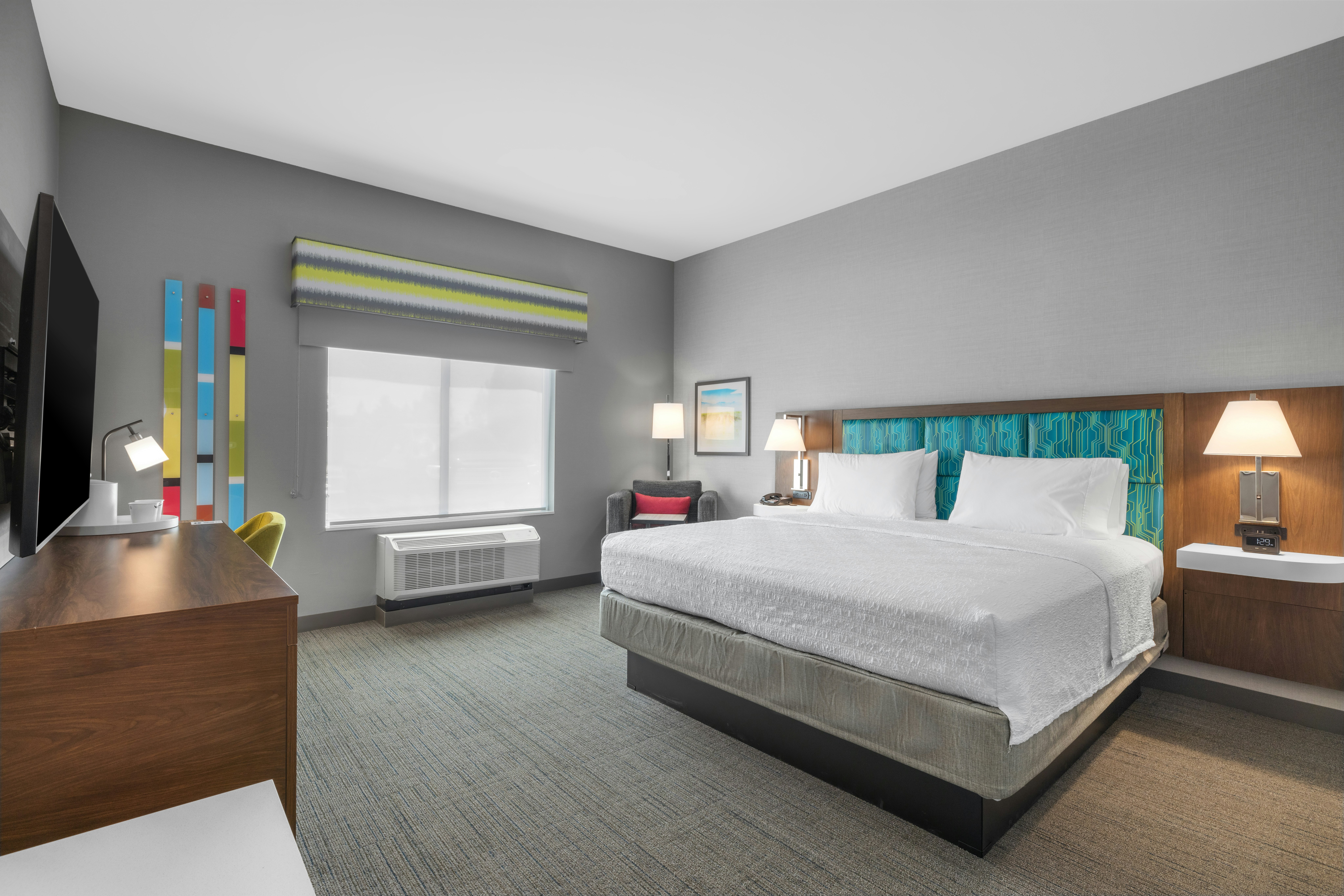 ROOM, KING BED