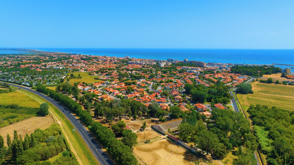 Residence Azureva Saint Cyprien 30/36
