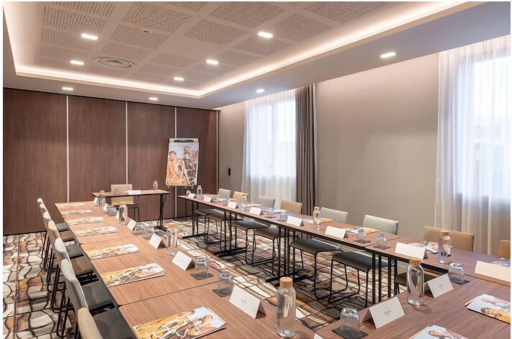 Mercure Acheres St Germain en Laye 43/50