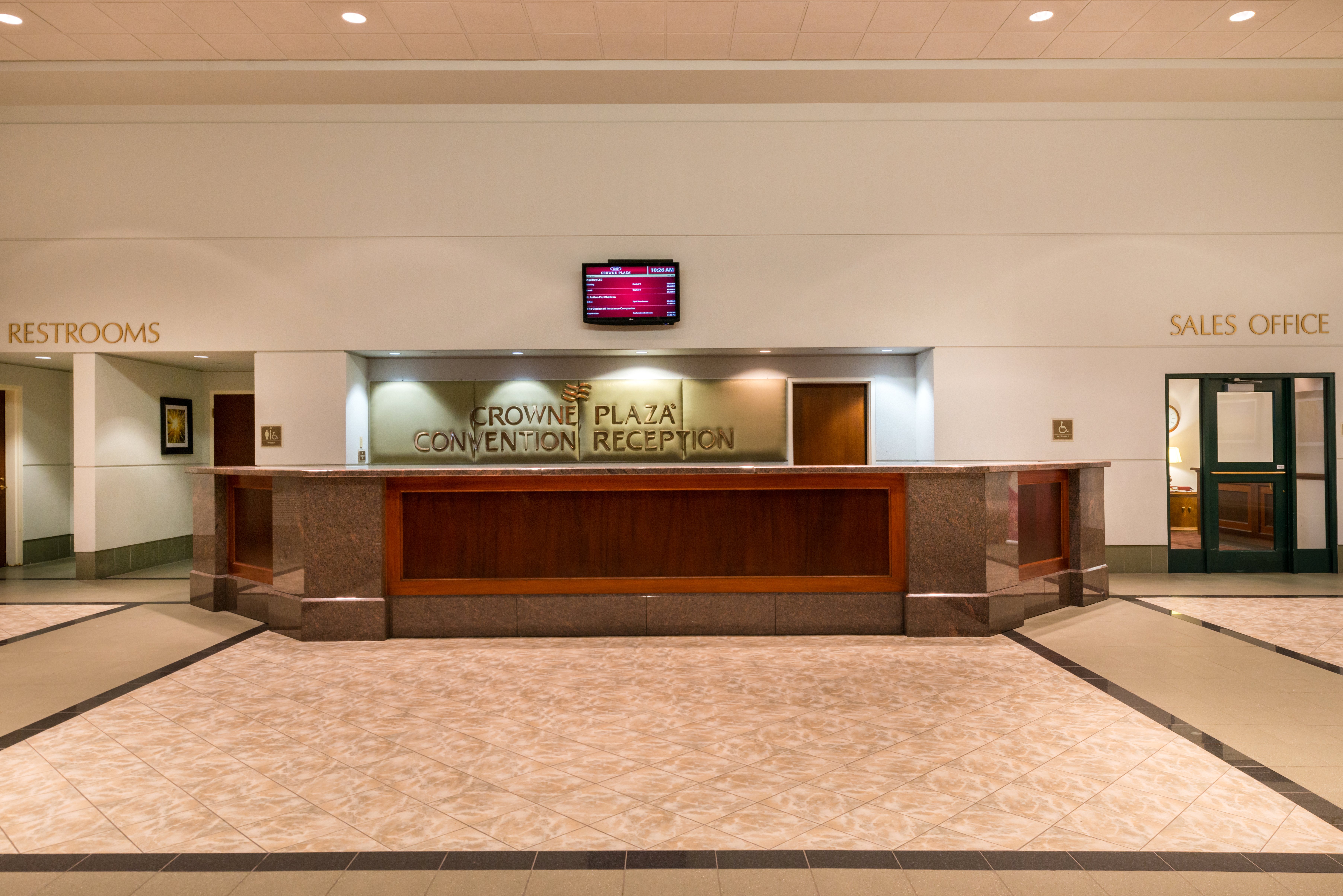 Crowne Plaza Springfield Convention CTR 14/77