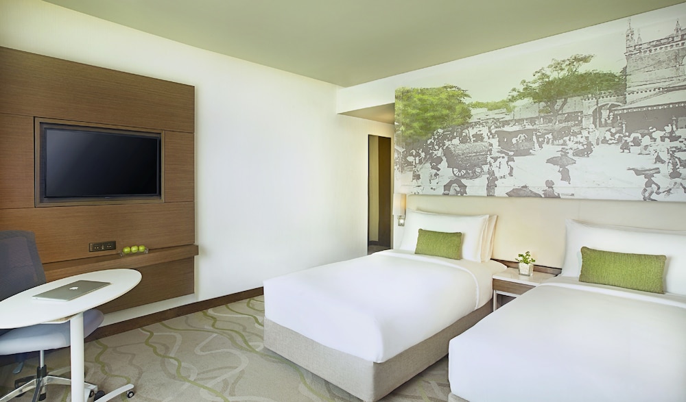 Radisson Hotel Colombo 12/62