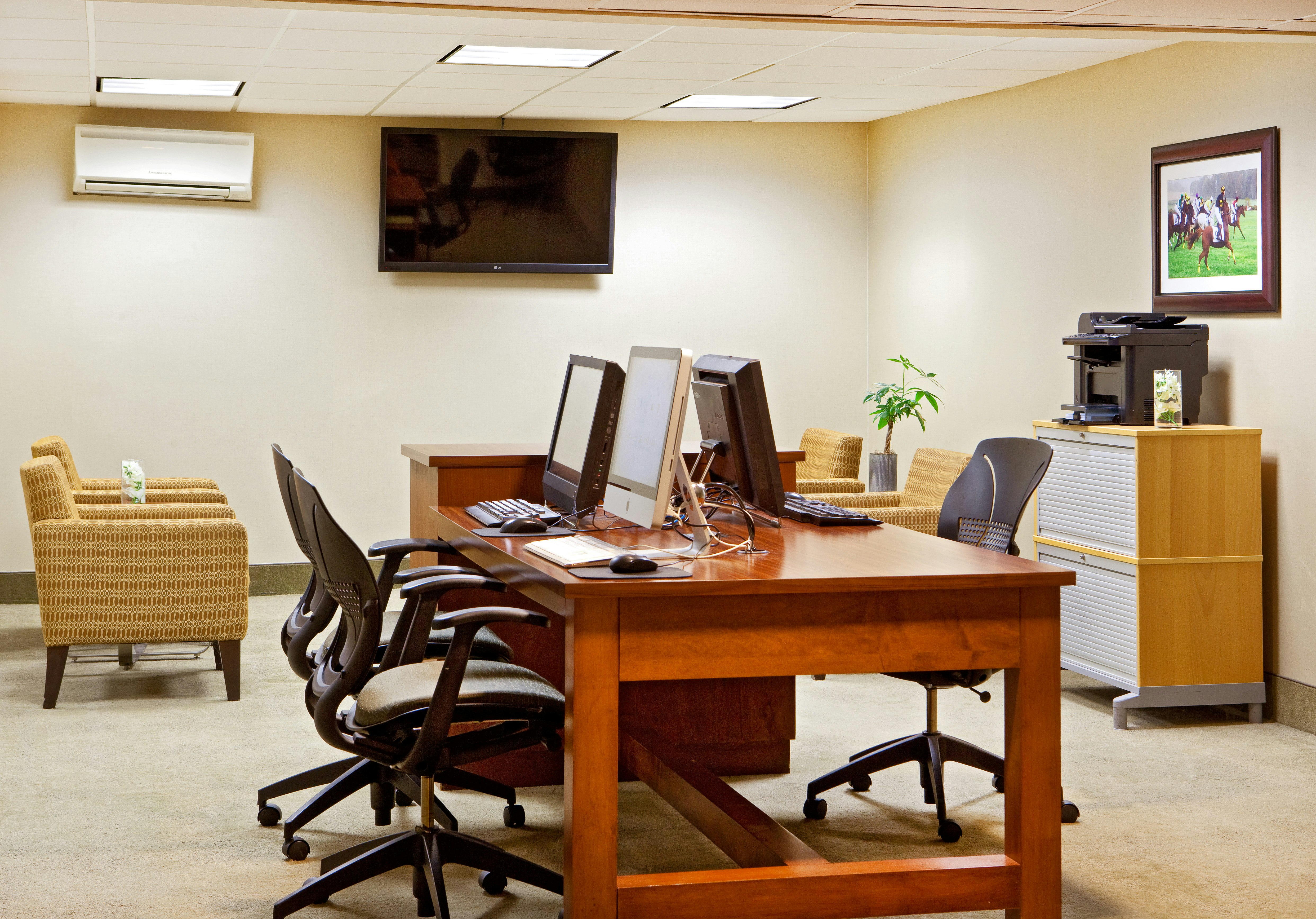 Doubletree By Hilton Hotel Baltimore North Pikesville 72/84