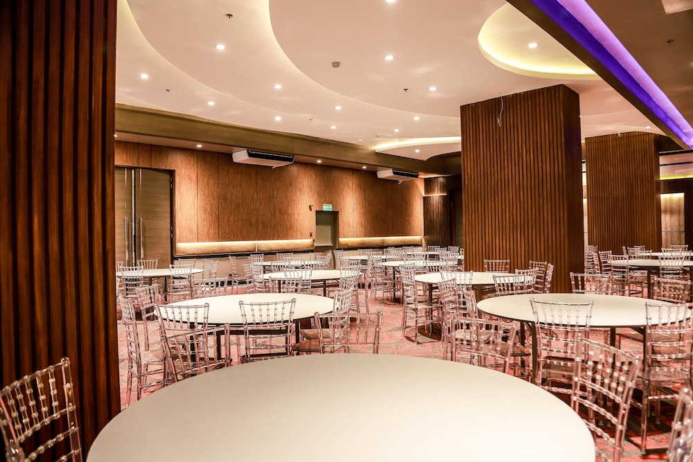 Sotogrande Katipunan 9/72