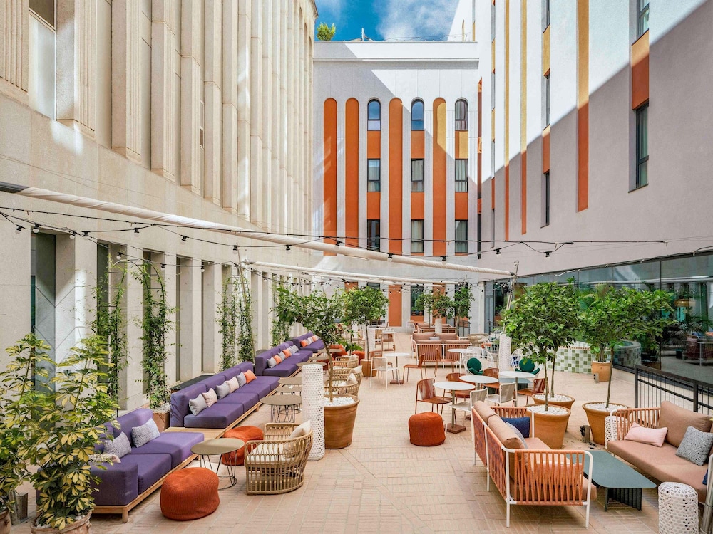 Ibis Styles Sevilla City Santa Justa 40/46