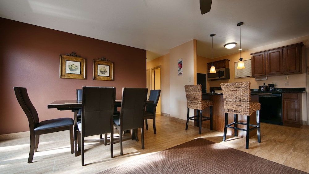 Best Western Ptarmigan Lodge 54/72