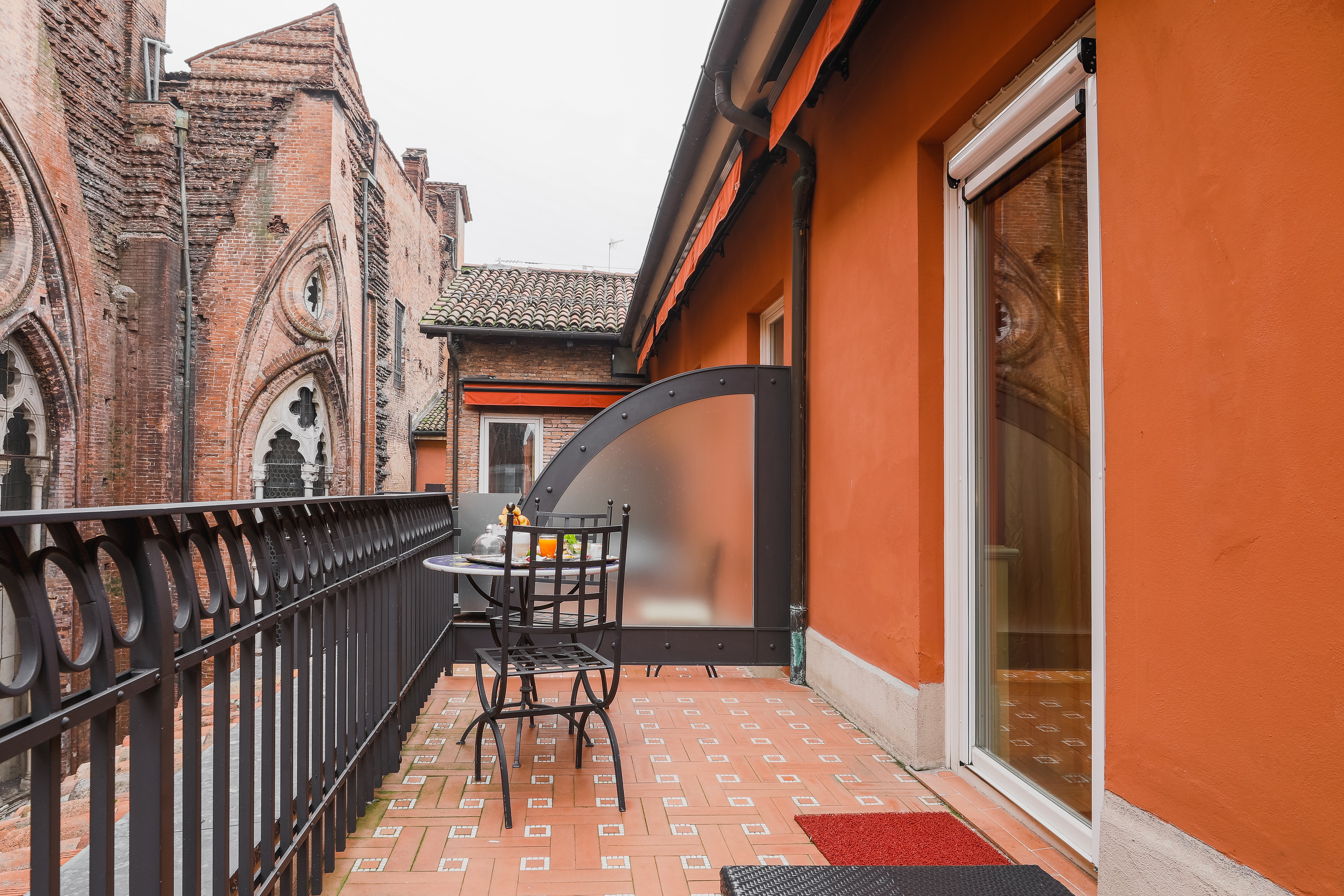 Art Hotel Commercianti 4/80