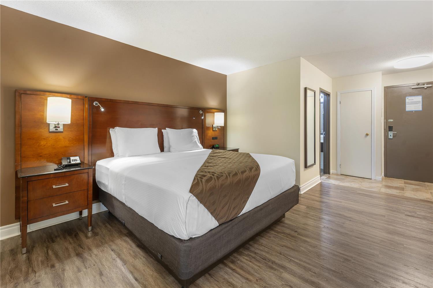 Room, King Bed