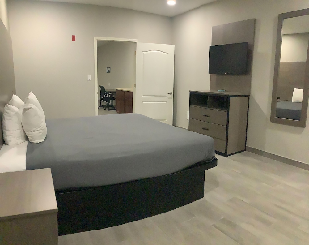 Americas Best Value Inn And Suites San Benito 17/37