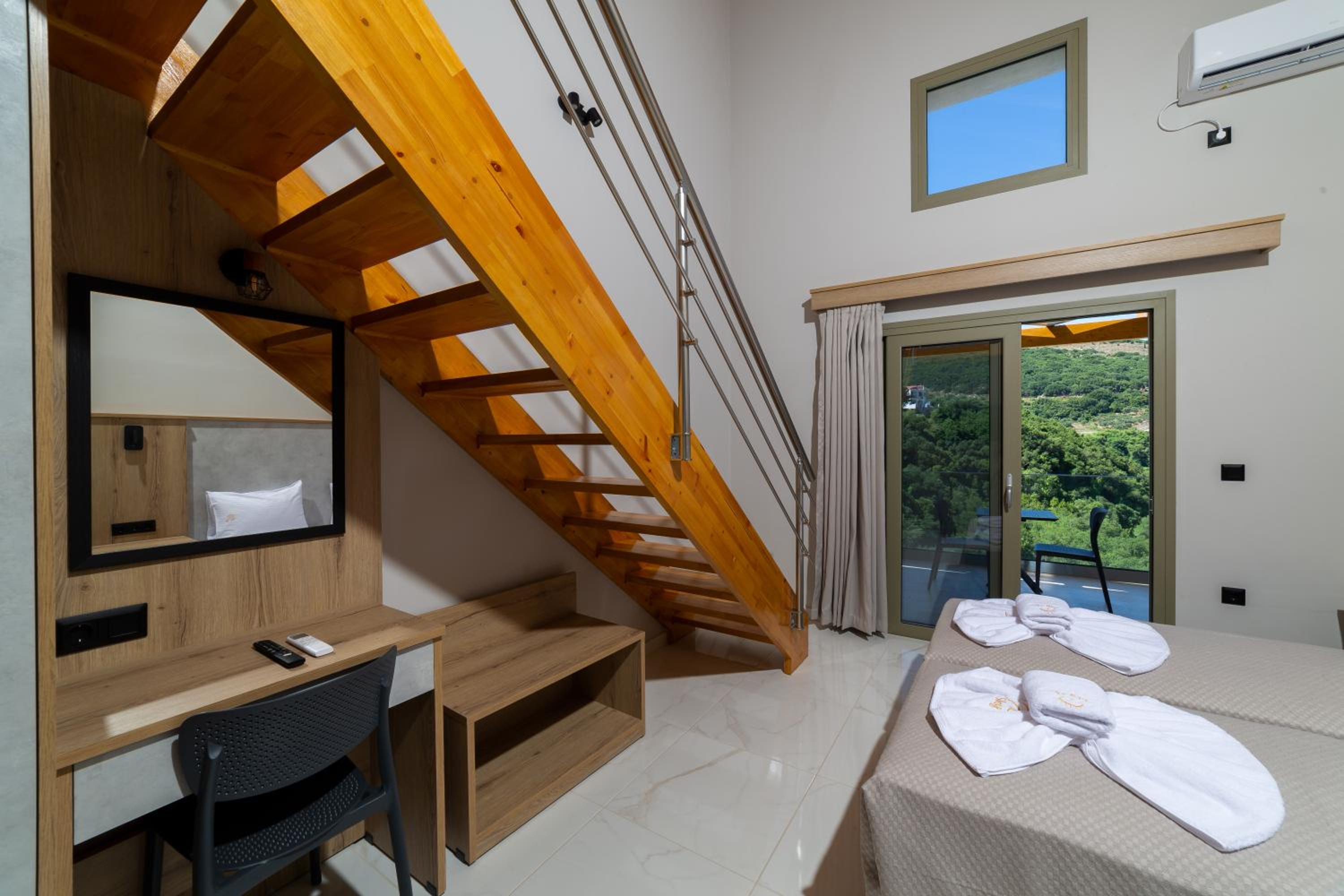 Sky View Suites 31/50