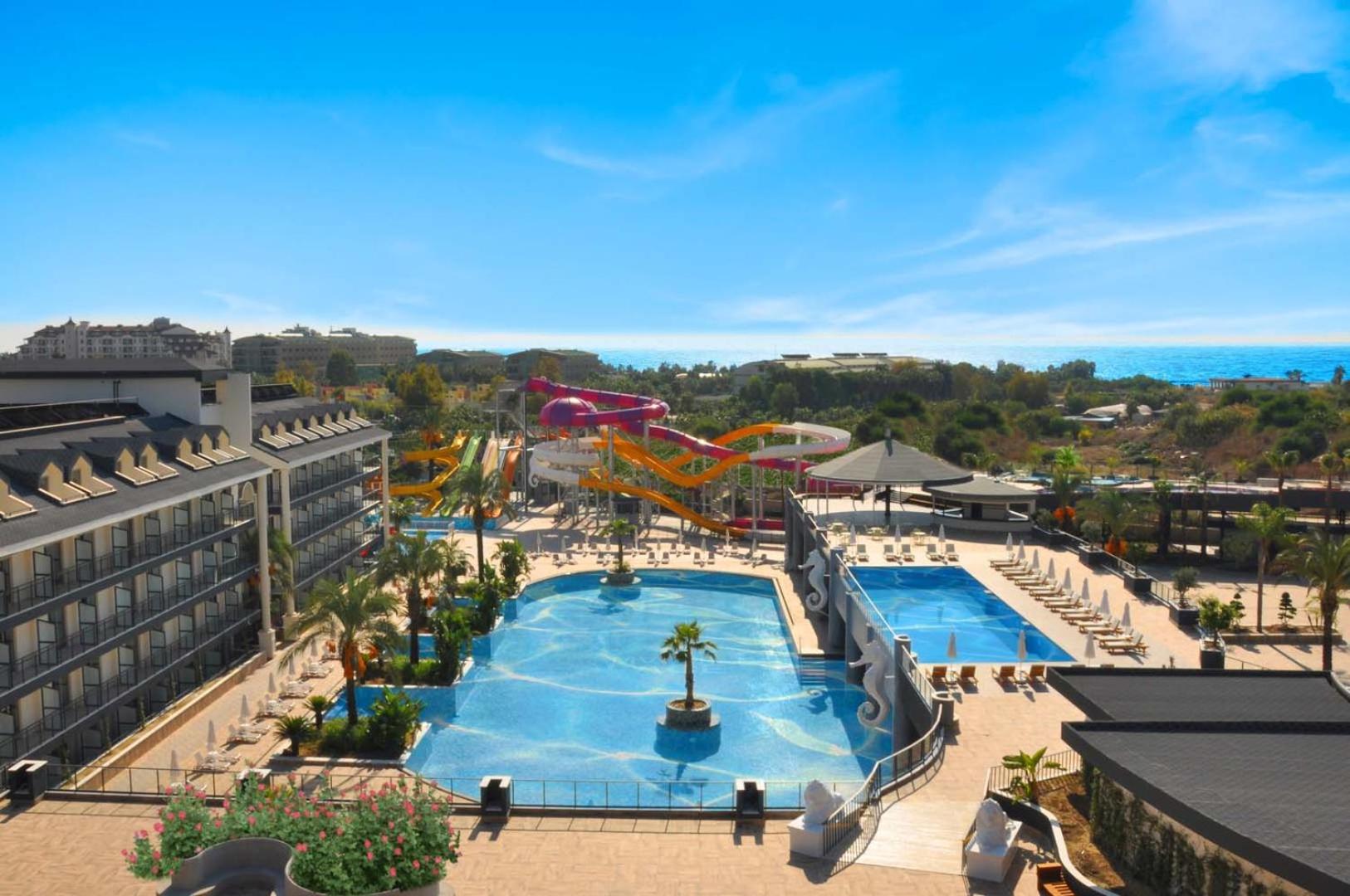 Dream World Palace Hotel 41/44