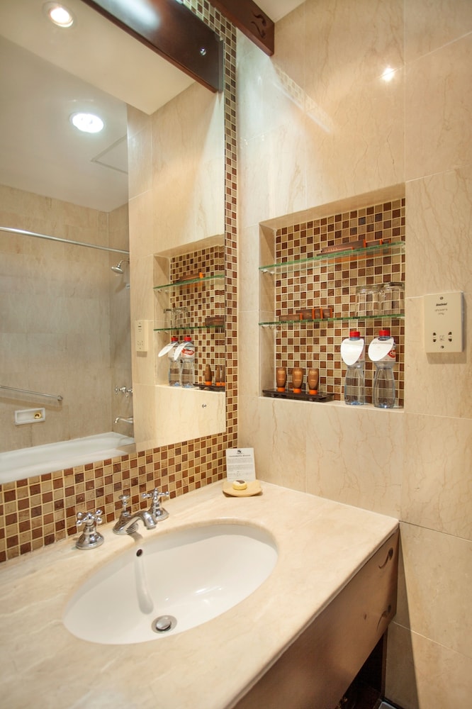 Ramayana Suites and Resorts 36/80