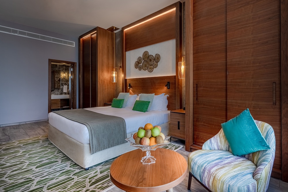 فندق اسكوت كورنيش الخبر(Ascott Corniche Al Khobar) 17/64