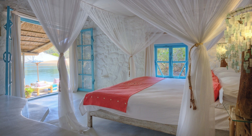 Double Bed