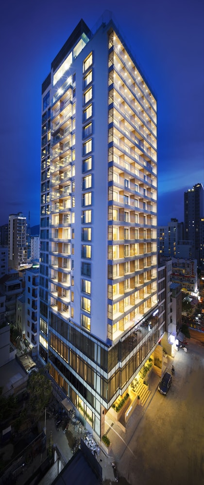 Nagar Hotel Nha Trang 2/72