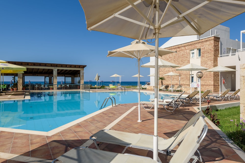 Kostakis Beach Hotel 40/46