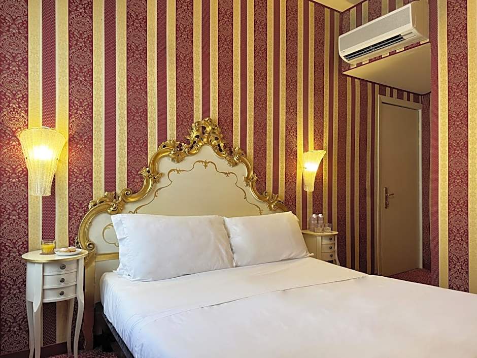 غرفة بسرير مزدوج أو سريرين منفصلين، Hotel Alcyone 3/4