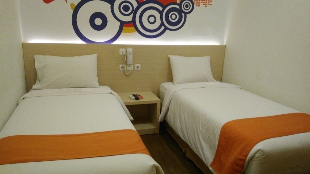 Green Red Hotel Syariah Jombang 35/73