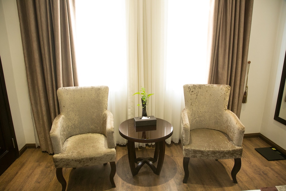 City Bay Palace Hotel 48/70