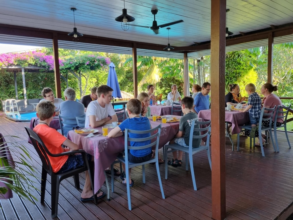 The Samoan Outrigger Hotel 36/50