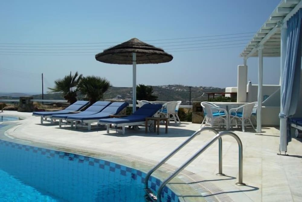 Giannoulaki Hotel 40/54