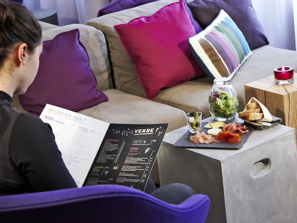 lounge