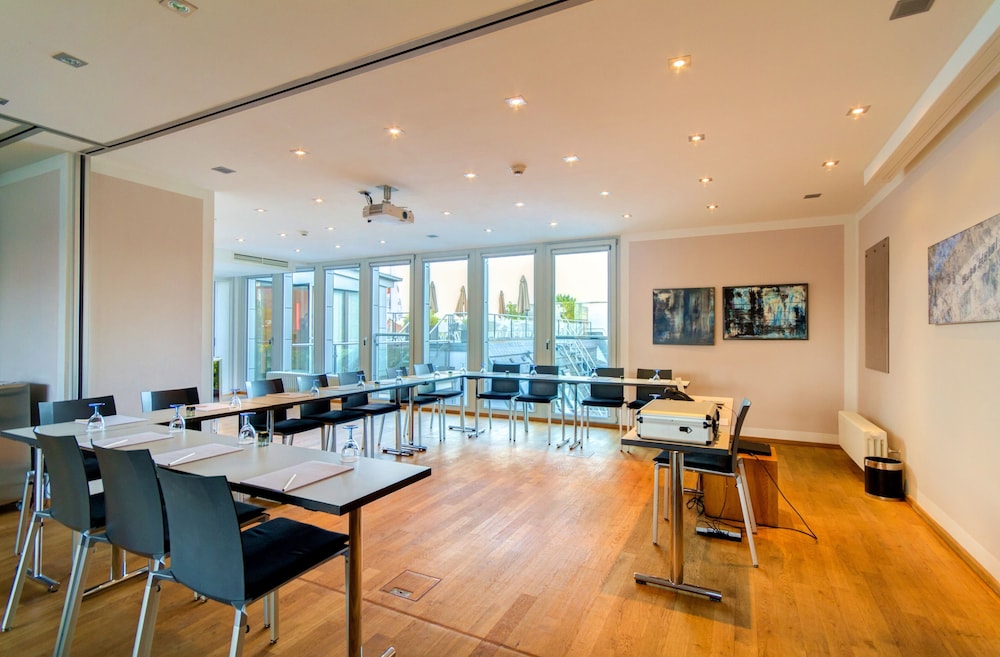 Qube Hotel Heidelberg 38/50
