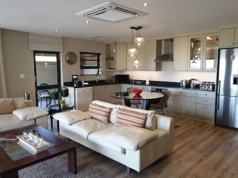 Vrede Self Catering 16/36