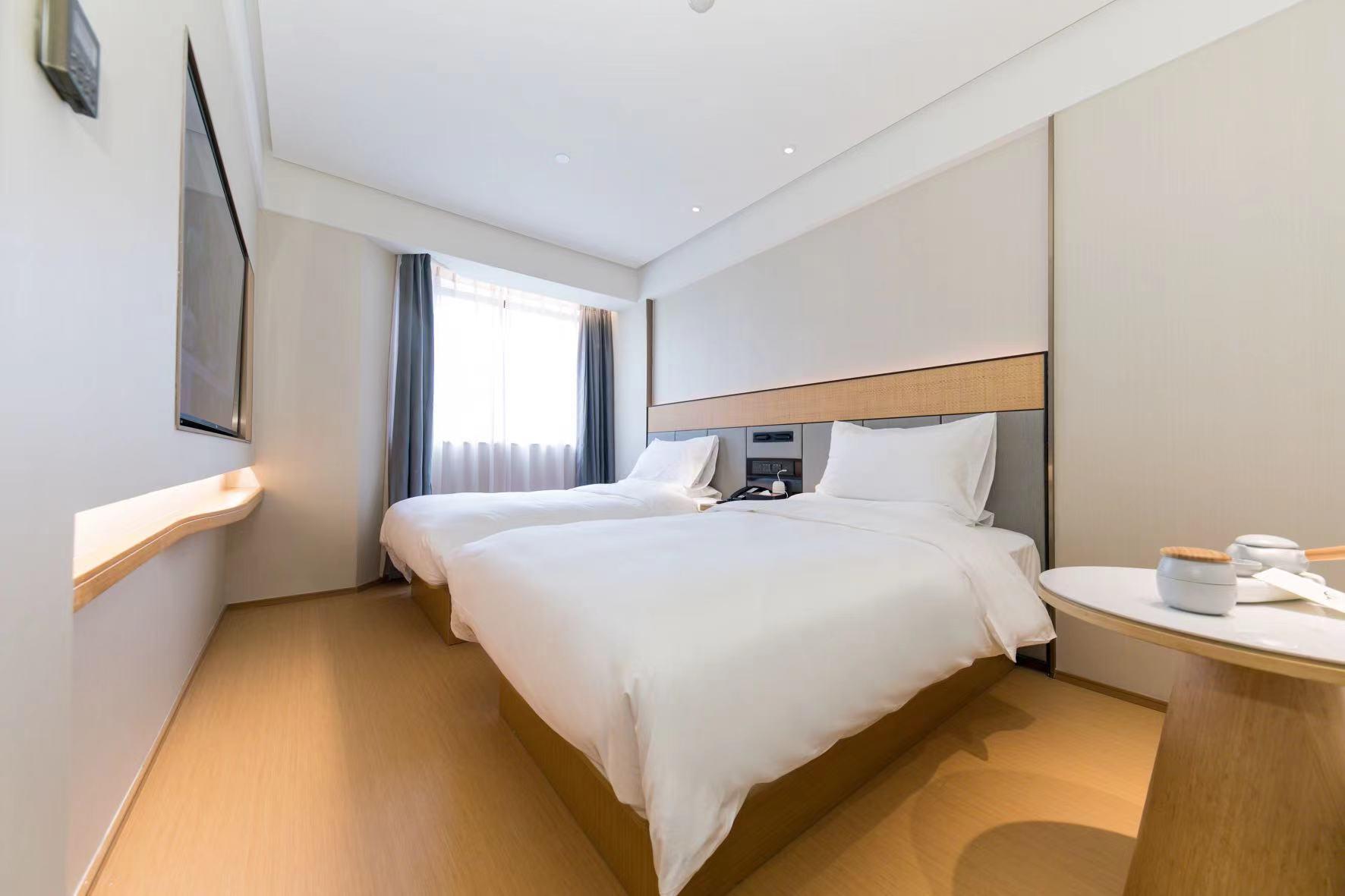 Ji Hotel (Shanghai Hongqiao Maotai Road) 15/28