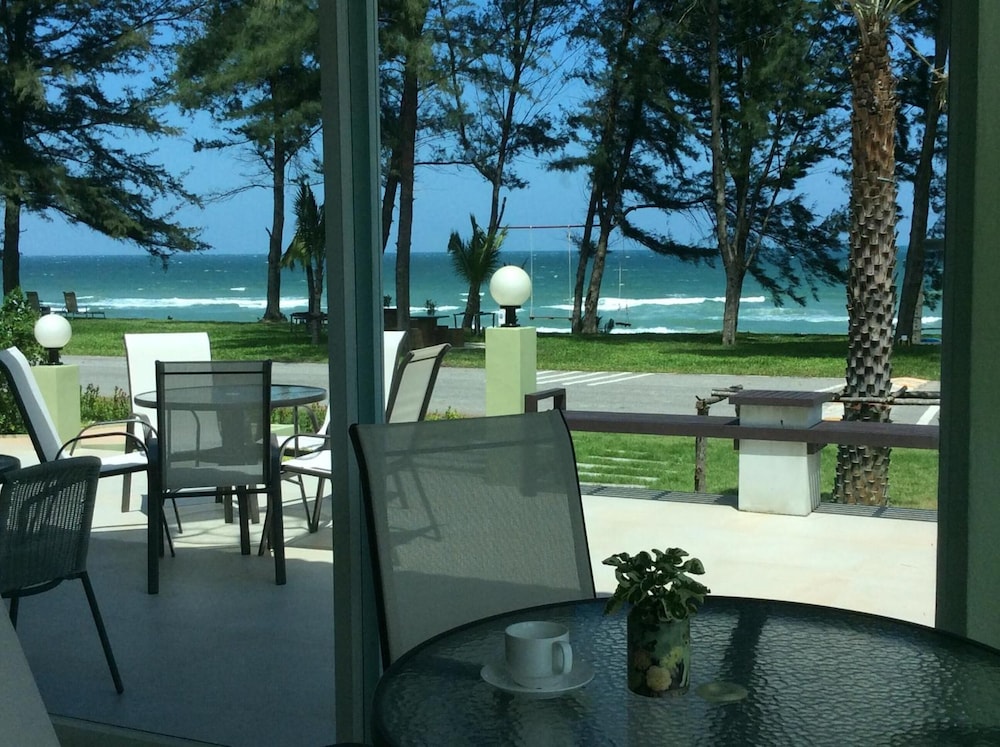 Greenseaviewresort Bangsaphan 30/50