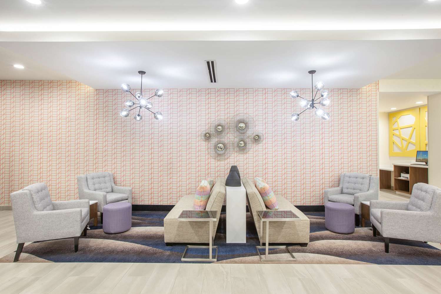 La Quinta Inn And Suites By Wyndham Dallas Duncanville 34/53