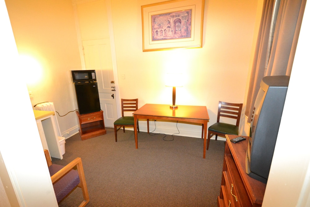 Perfect Stay Inn & Suites 47/49