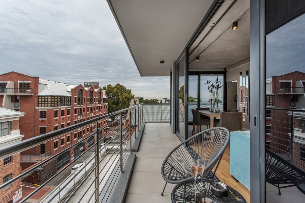 The Docklands by ITC Hospitality 9/50