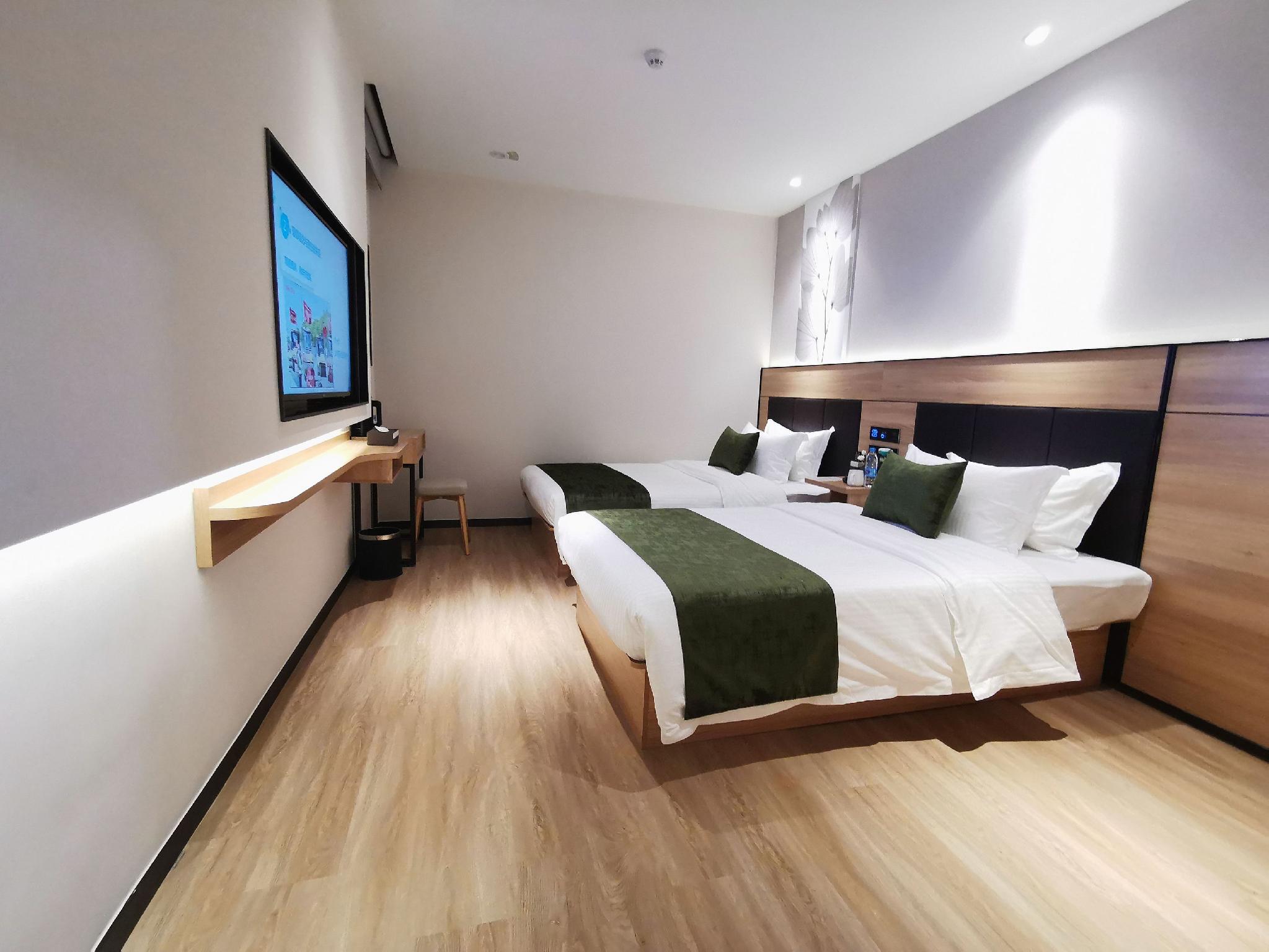 GreenTree Inn Shanghai Yuyuan Garden Xiaonanmen Subway Station Express Hotel 20/50