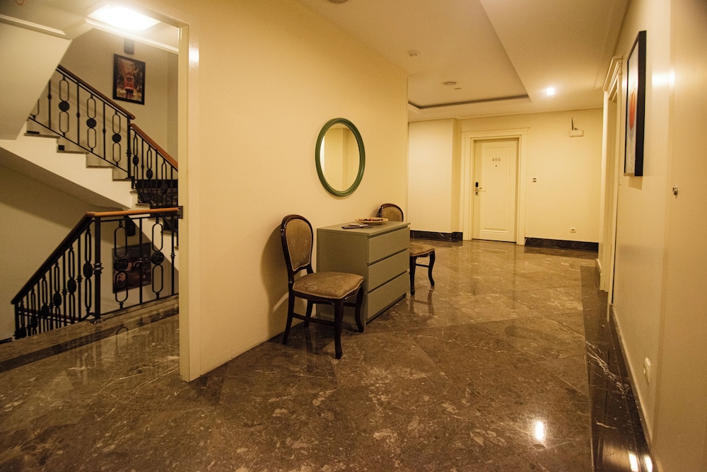 Recital Hotel 59/67