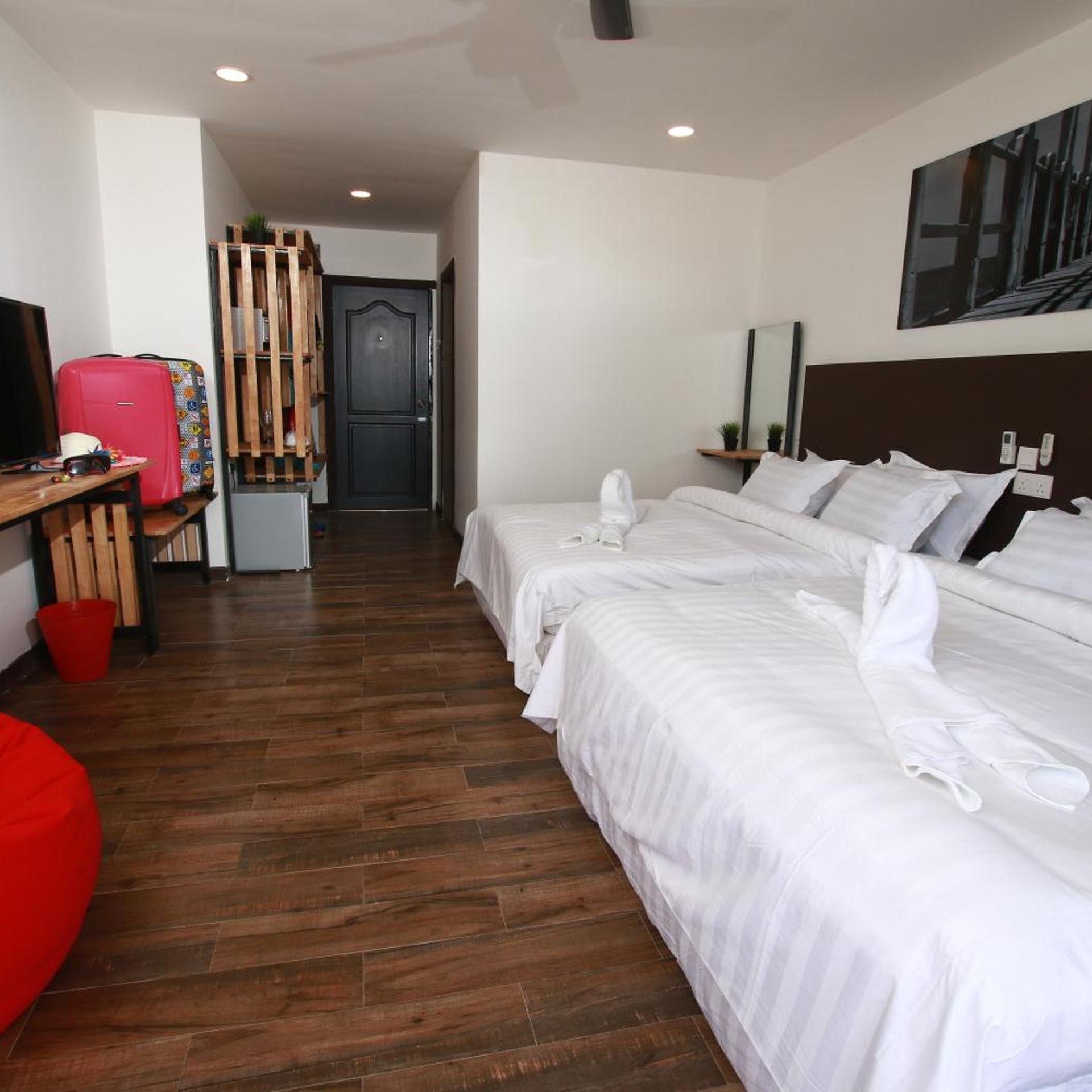 Room, Sea Front