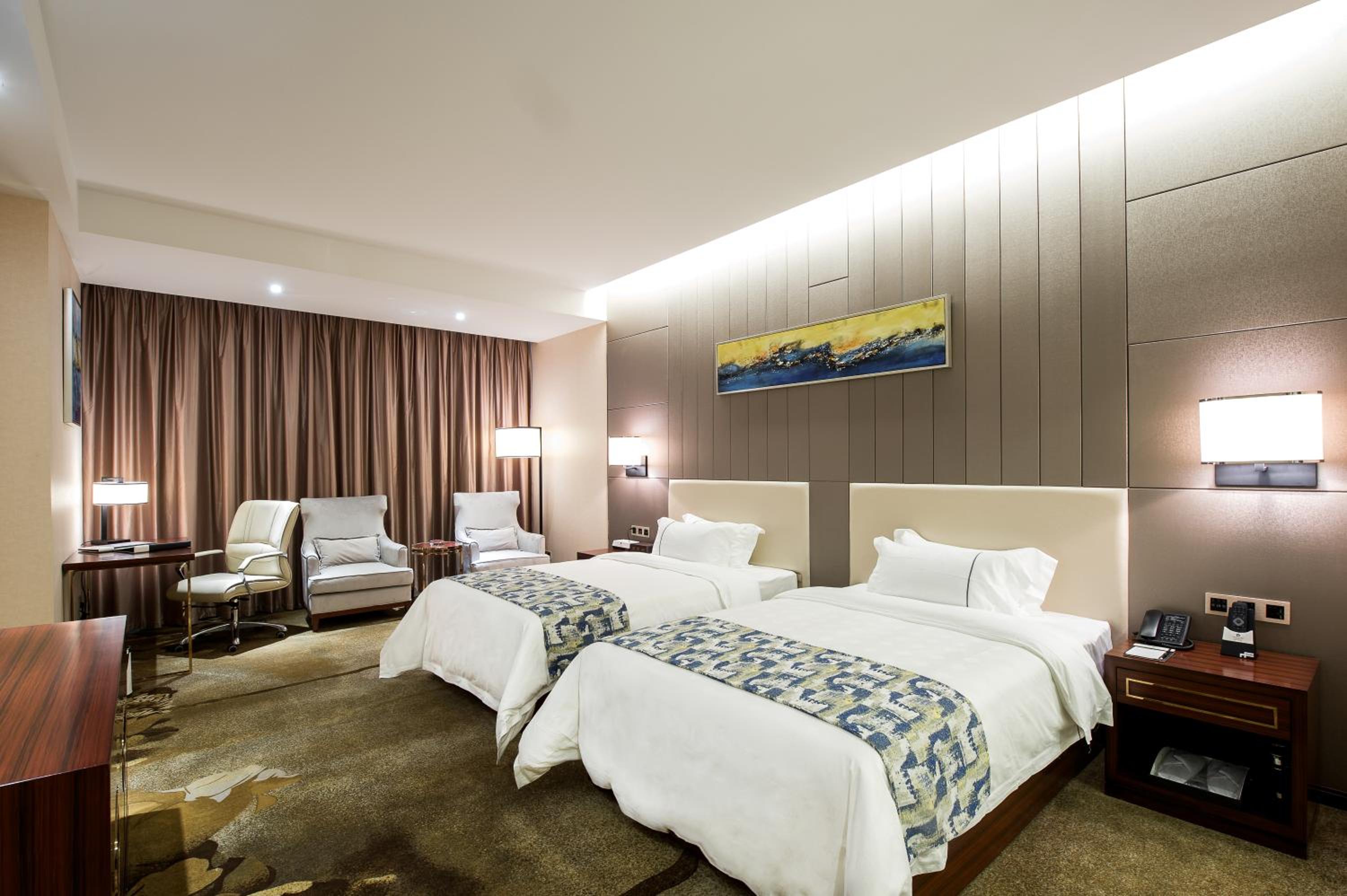 Xinjunyue Hotel 13/47