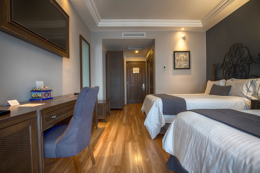Zocalo Central Hotel 24/73