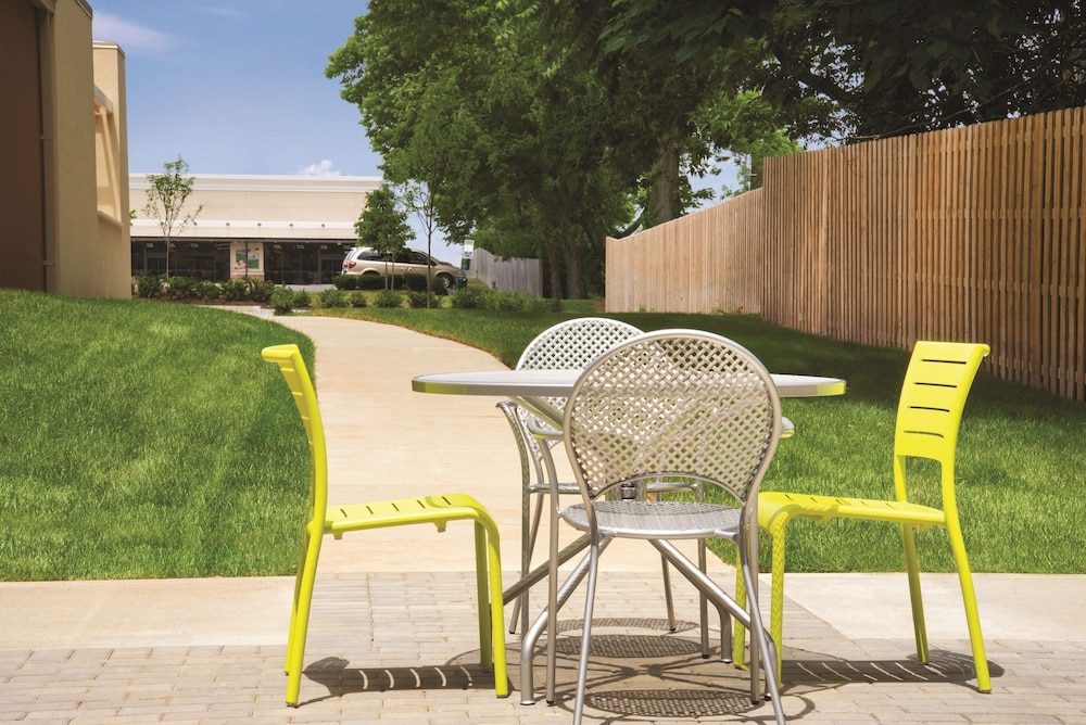 Home2 Suites By Hilton Lexington University / Medical Center 35/36