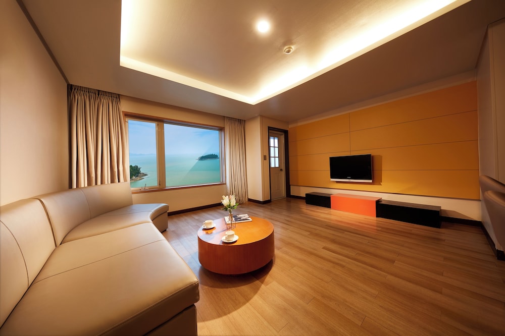 El Dorado Resort 36/51