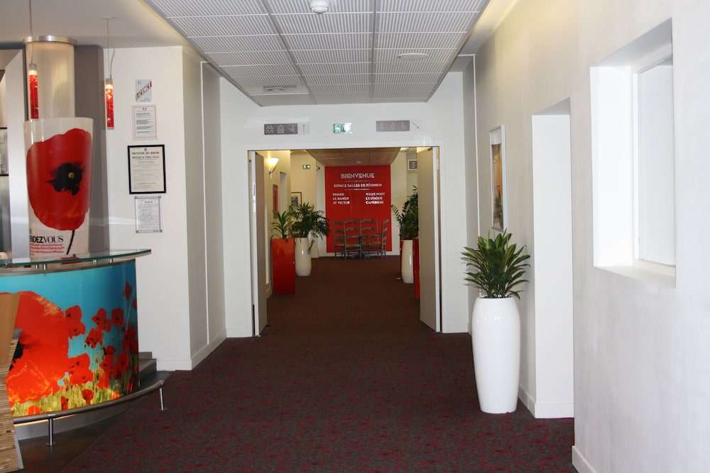 lobby