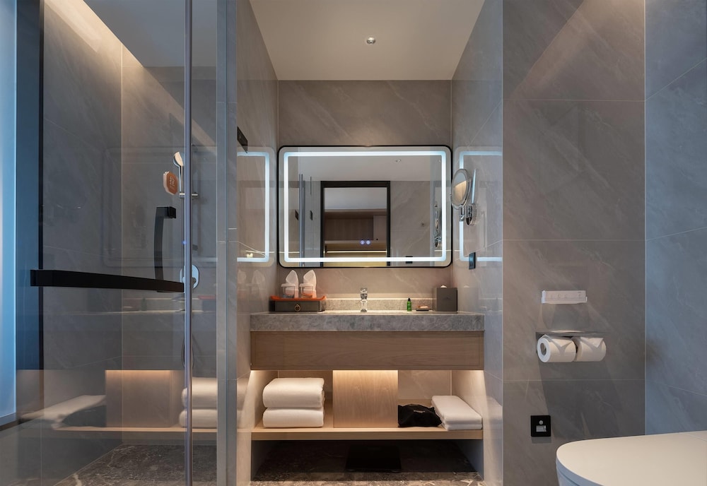 Howard Johnson Airport Hotel Changsha 58/58