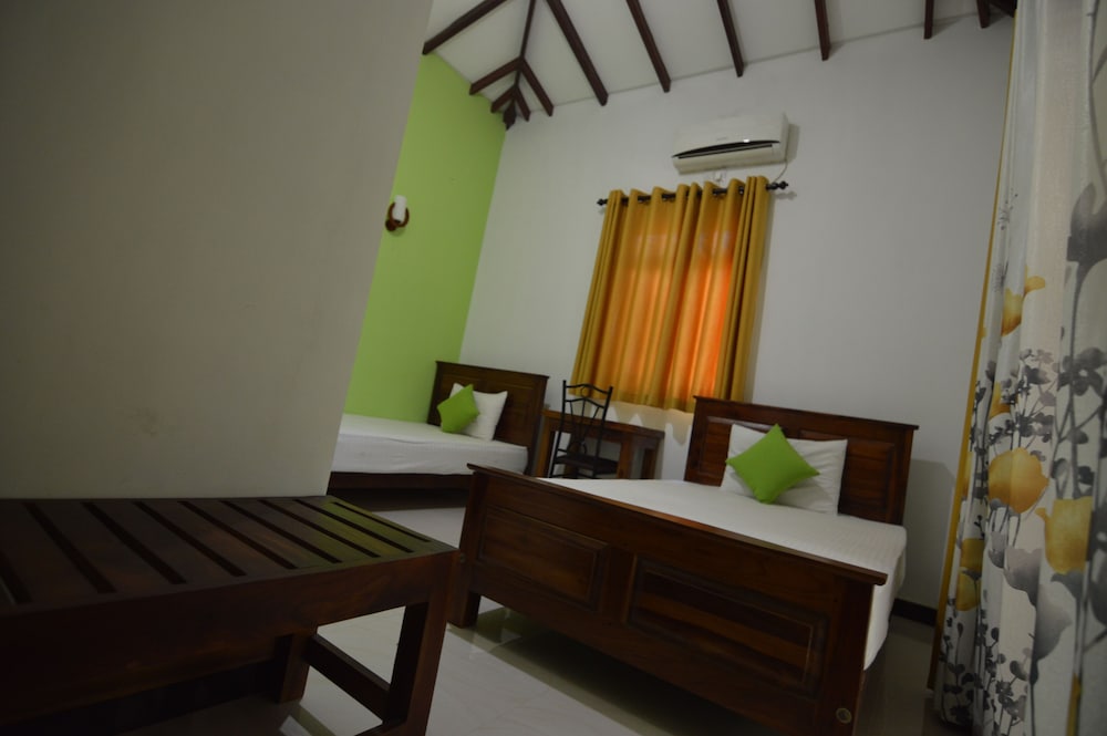 Binara Home Stay -Tourist Lodge 23/35