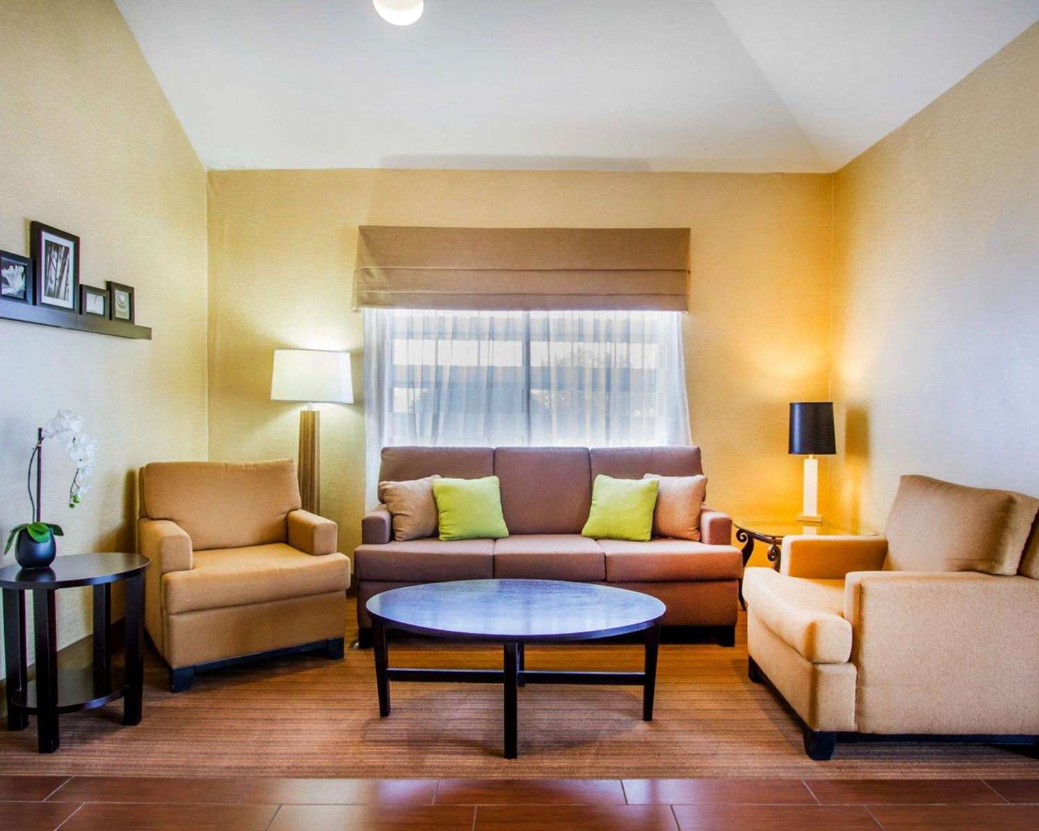 Econo Lodge Amarillo East 7/9