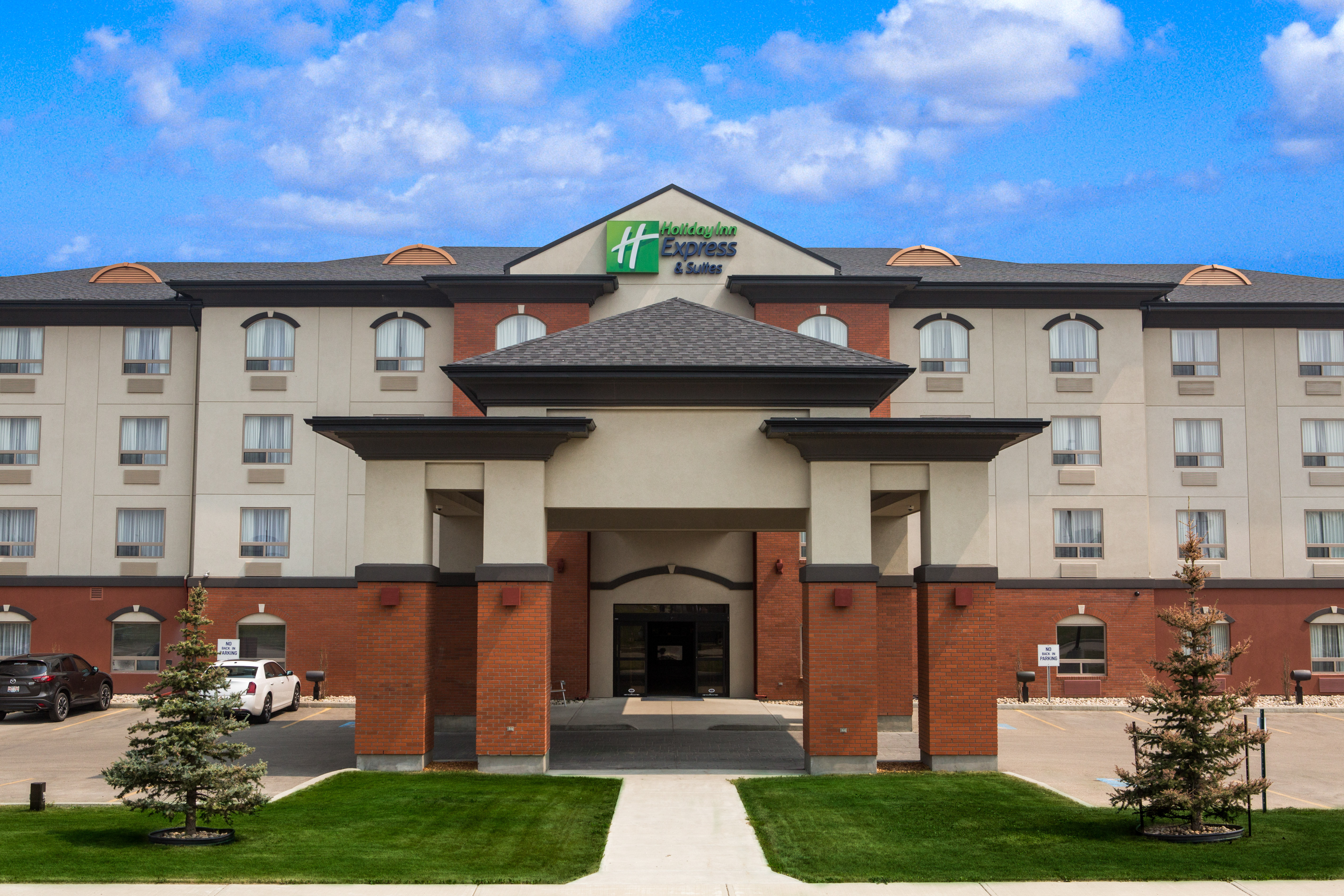 Holiday Inn Express Hotel Suites Whitecourt Southeast 6/78