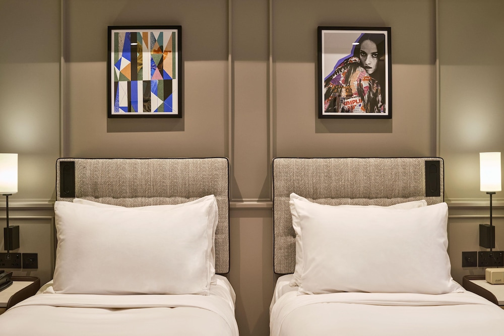 Radisson Blu Hotel London Bond Street 32/71