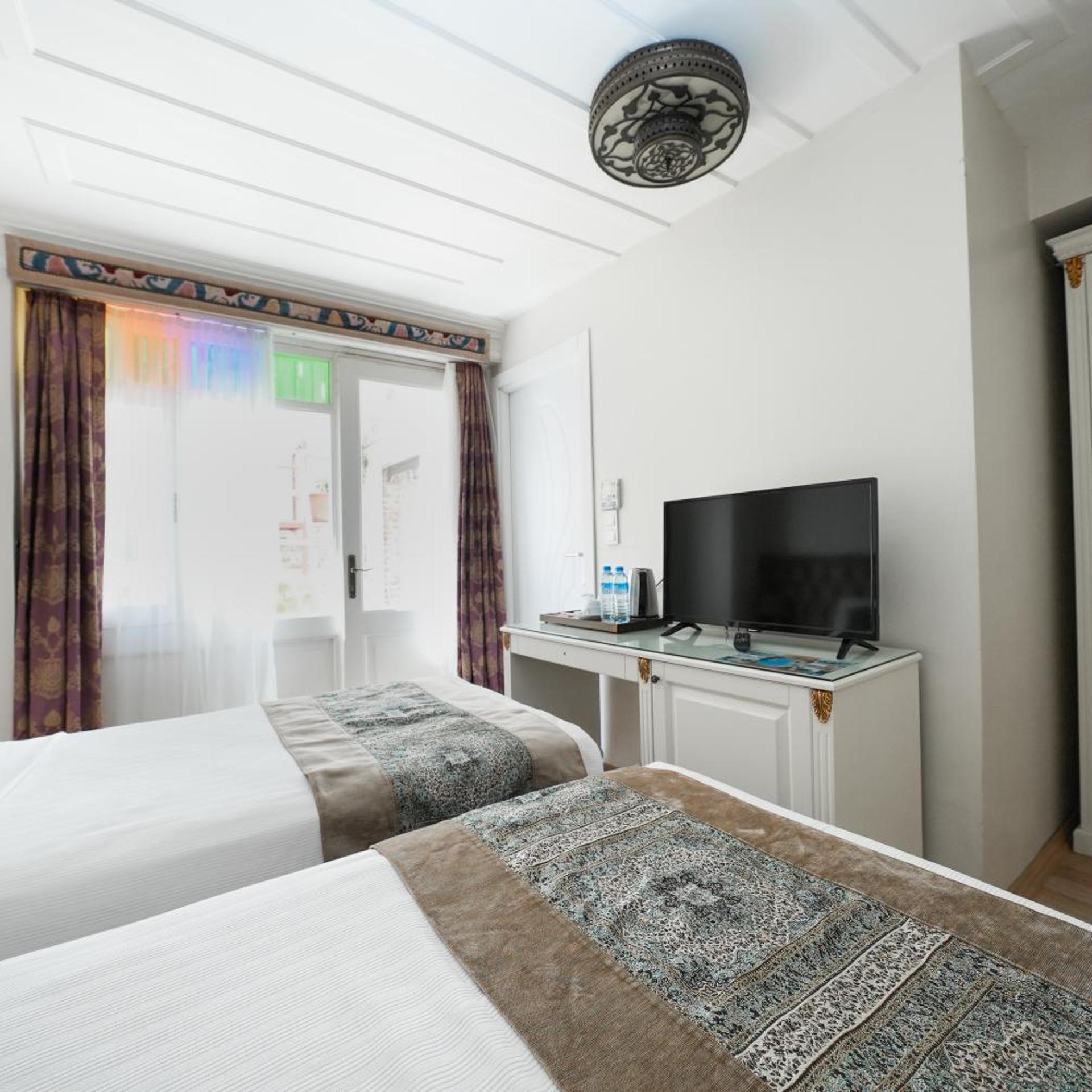 Ersari Hotel 33/56